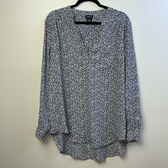 Torrid sheer high low leopard print tunic. Size 1X. EUC. - Picture 1 of 5